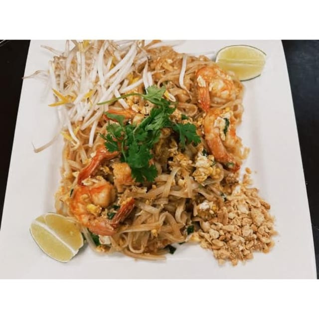 Shrimp Pad Thai.